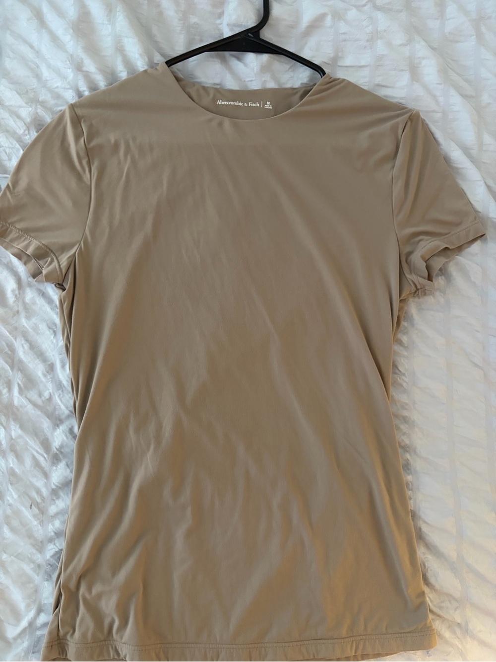 Abercrombie & Fitch Women’s Crew Neck Fitted Tee in Tan